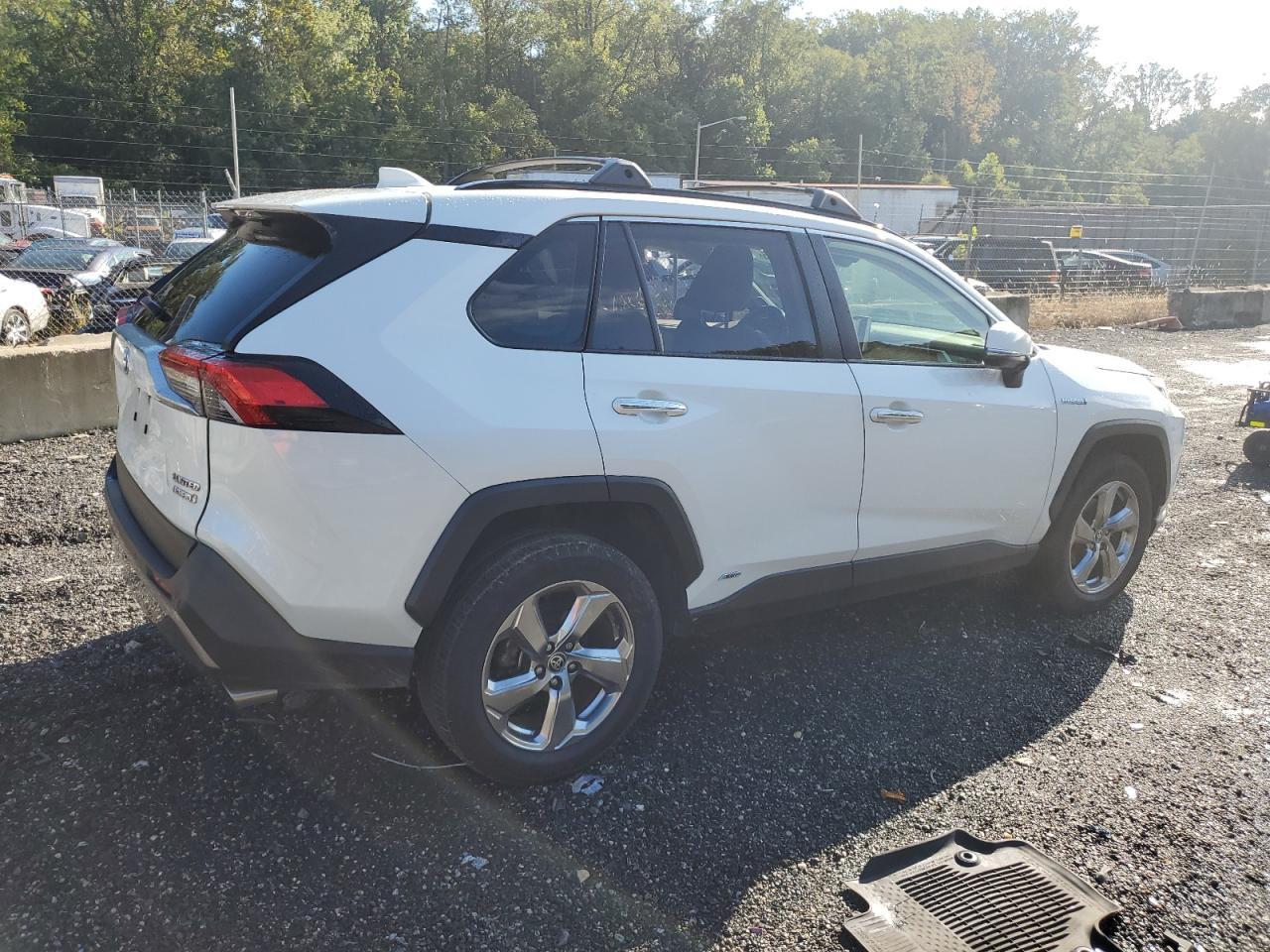 2020 Toyota Rav4 Limited - Фото 3