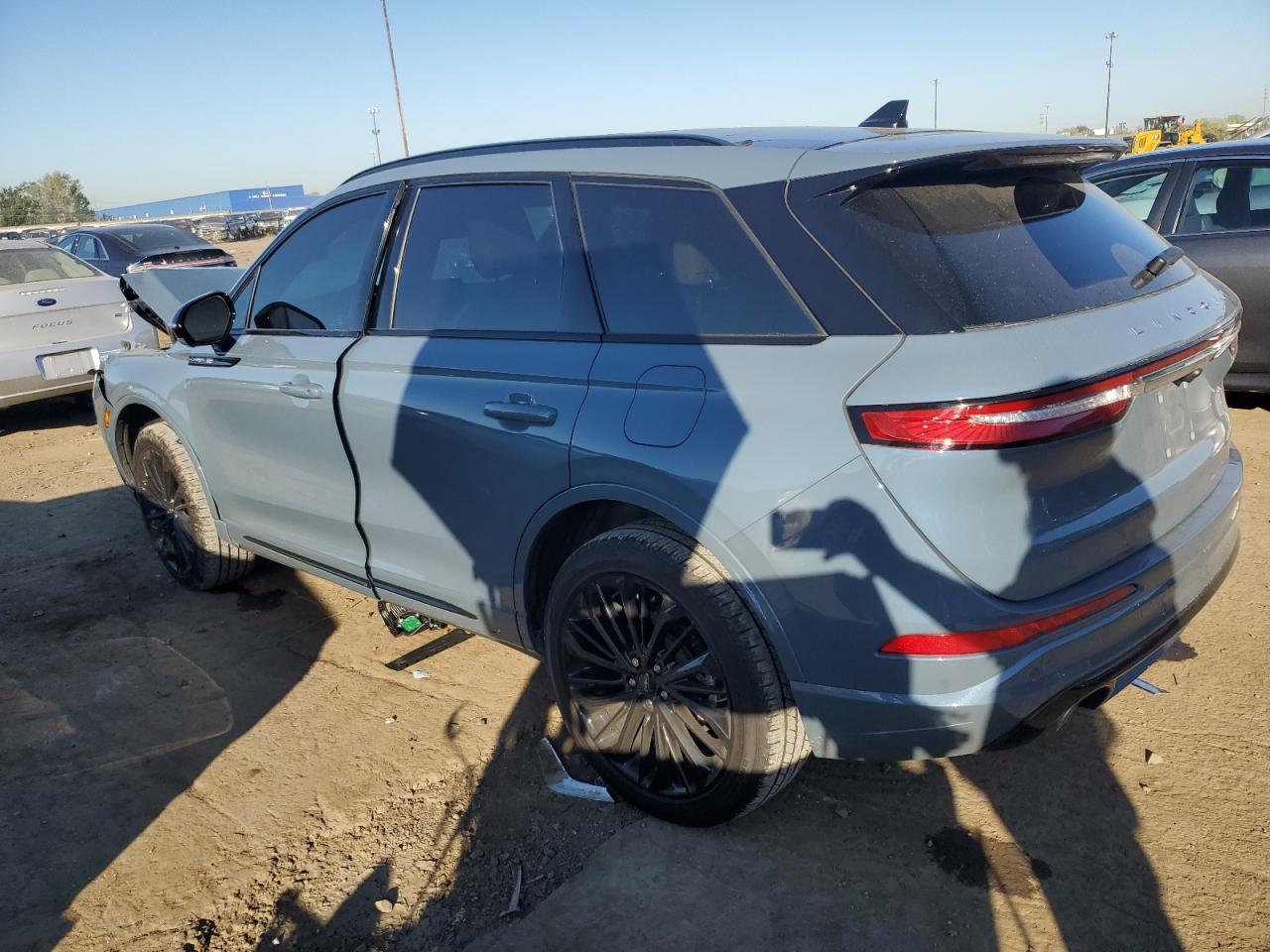 2023 Lincoln Corsair Reserve - Фото 2