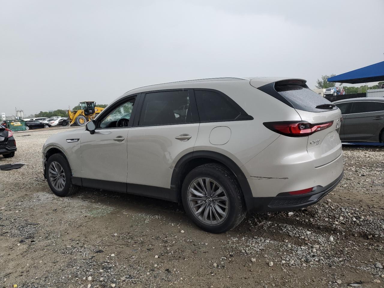2025 Mazda Cx-90 Preferred - Image 2