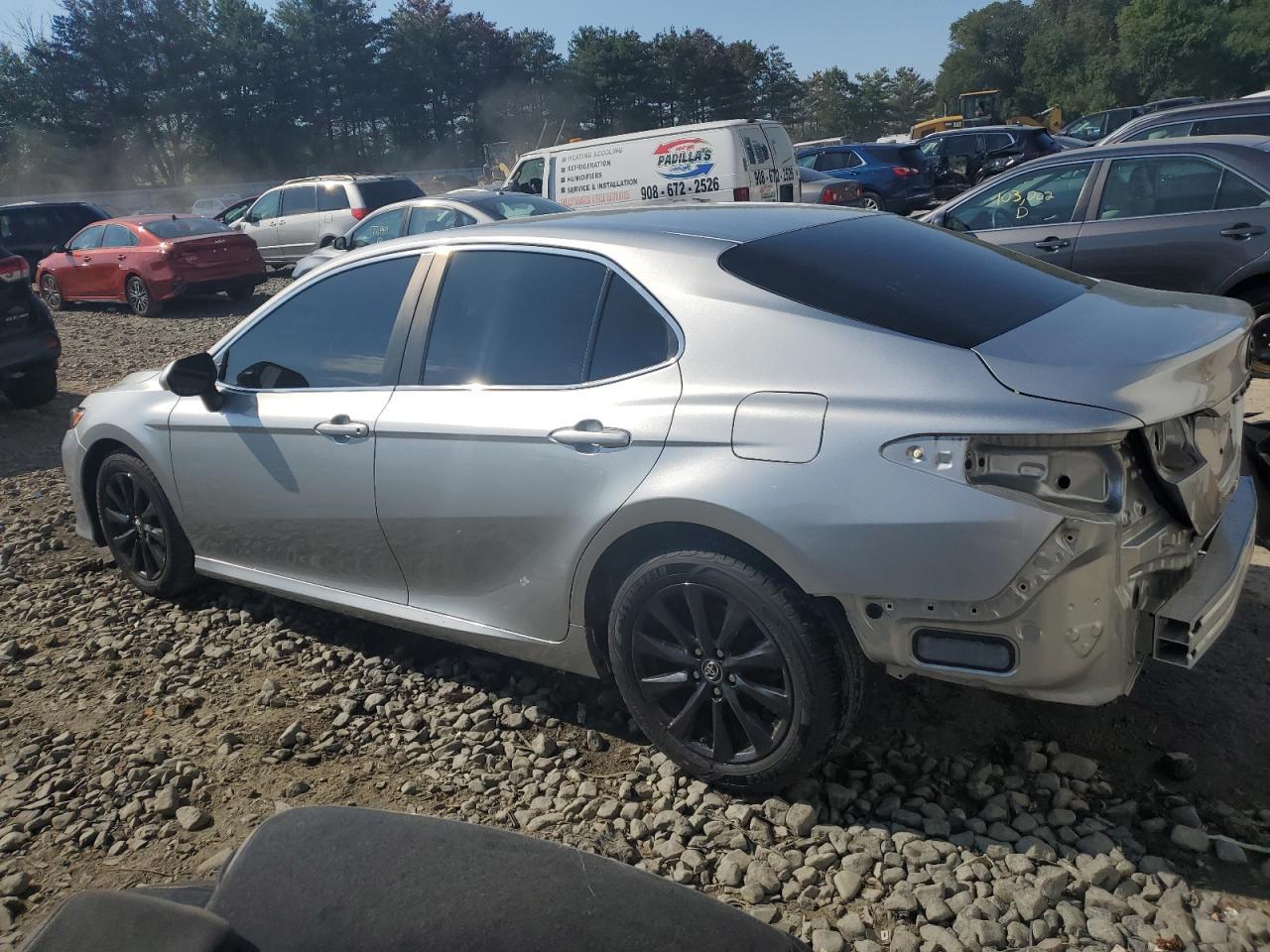 2018 Toyota Camry L - Фото 2