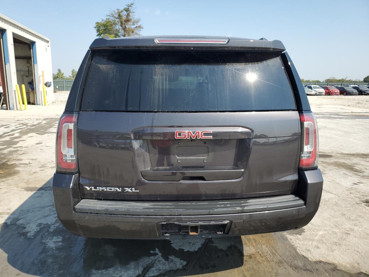 2015 GMC Yukon Xl C1500 Slt - Image 6