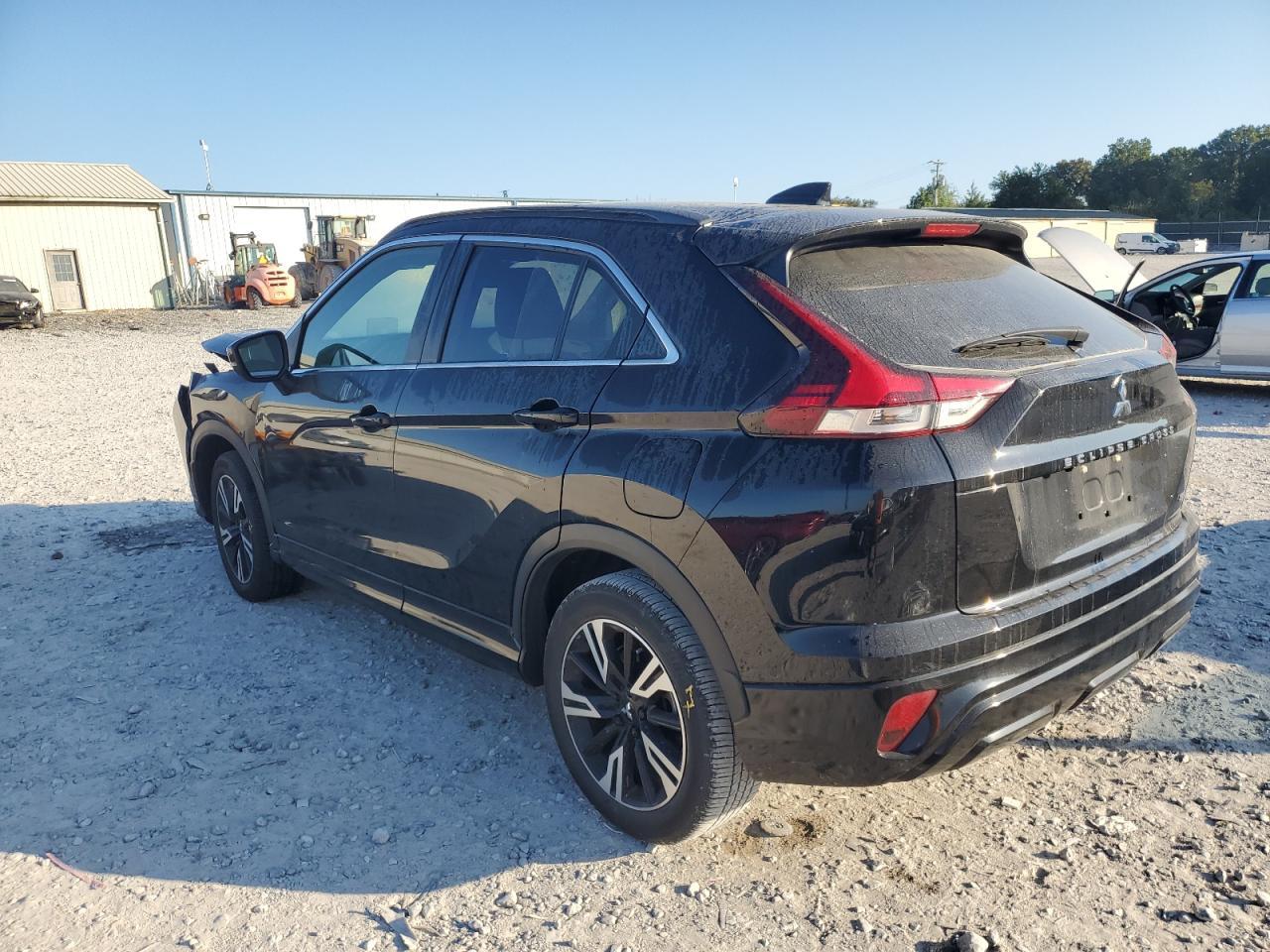 2024 Mitsubishi Eclipse Cross Se - Image 2