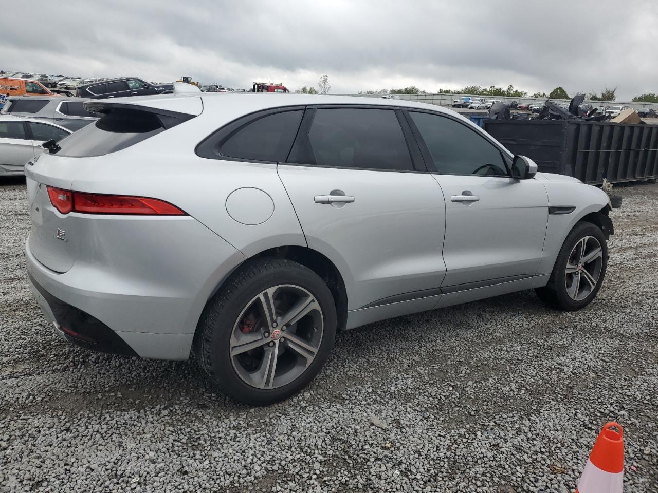 2017 Jaguar F-Pace S - Image 3
