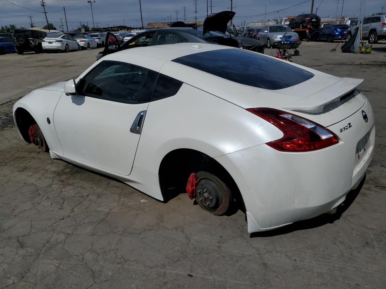 2017 Nissan 370Z Base - Фото 2