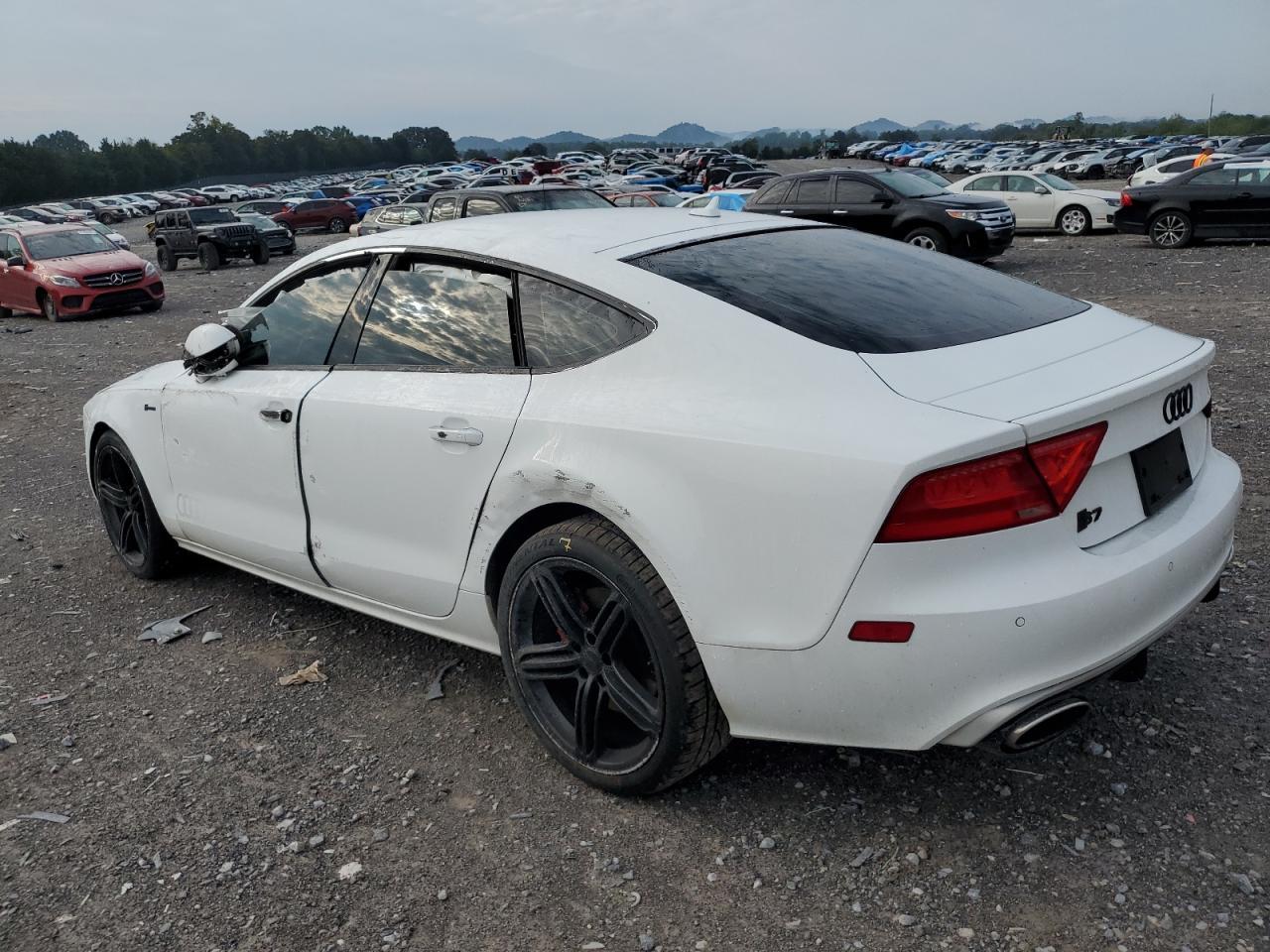 2013 Audi A7 Premium Plus - Image 2