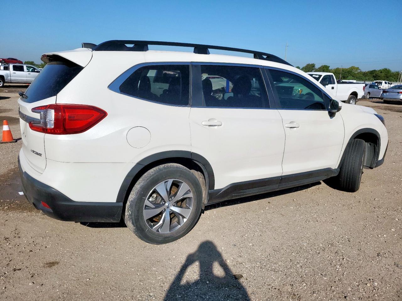 2023 Subaru Ascent Premium - Image 3