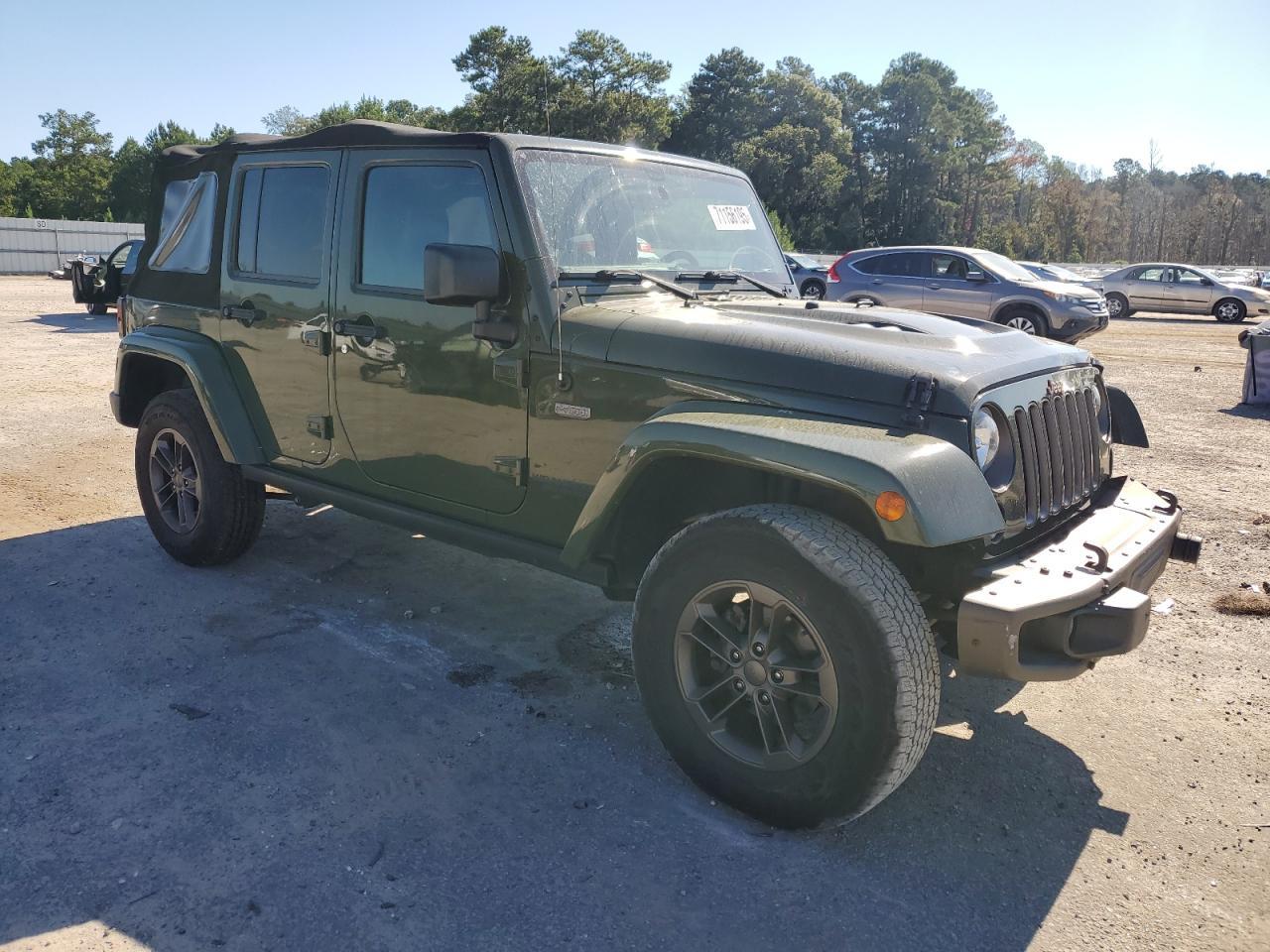 2016 Jeep Wrangler Unlimited Sahara - Image 4