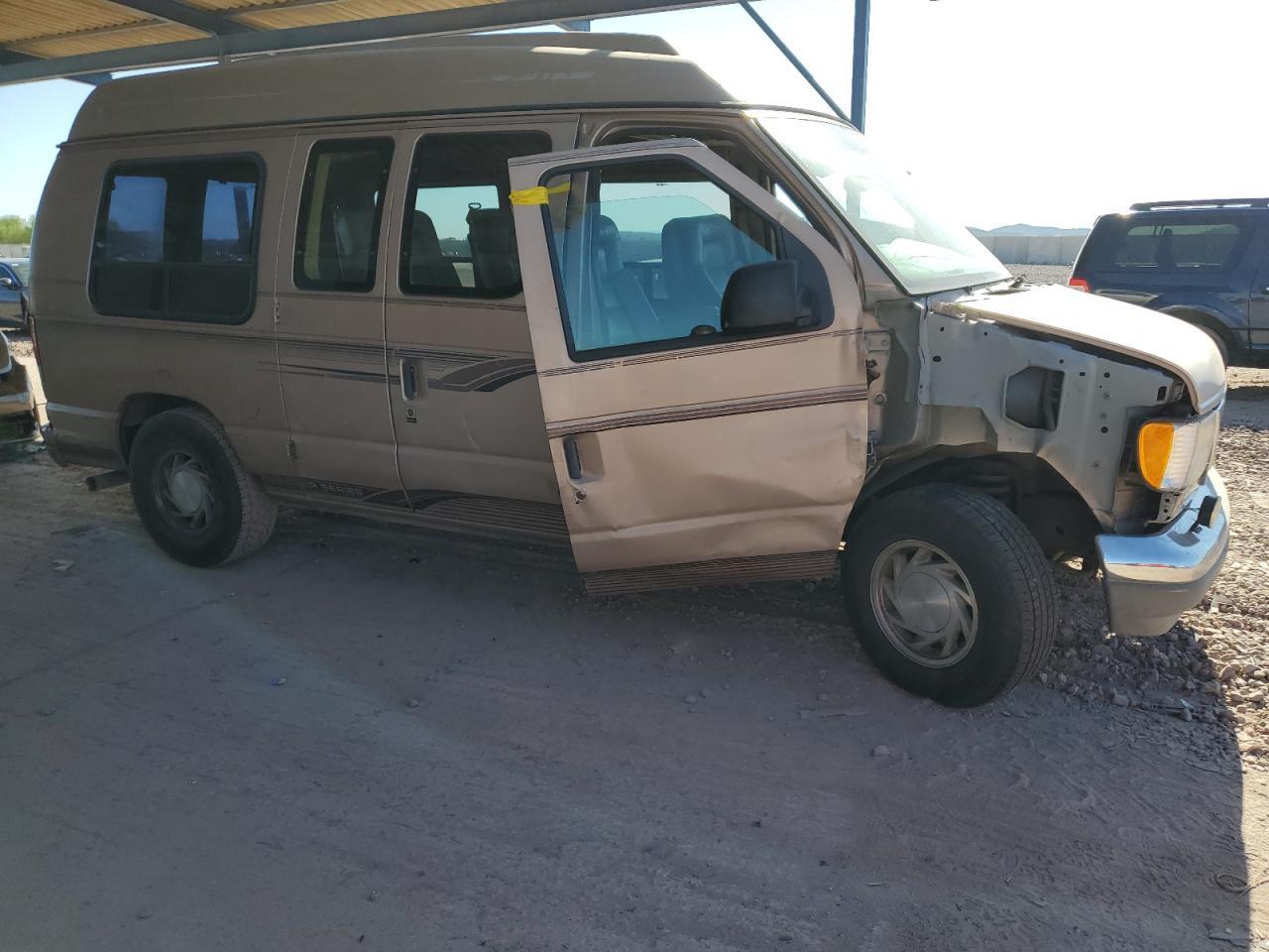 1997 Ford Econoline E150 Van - Фото 4
