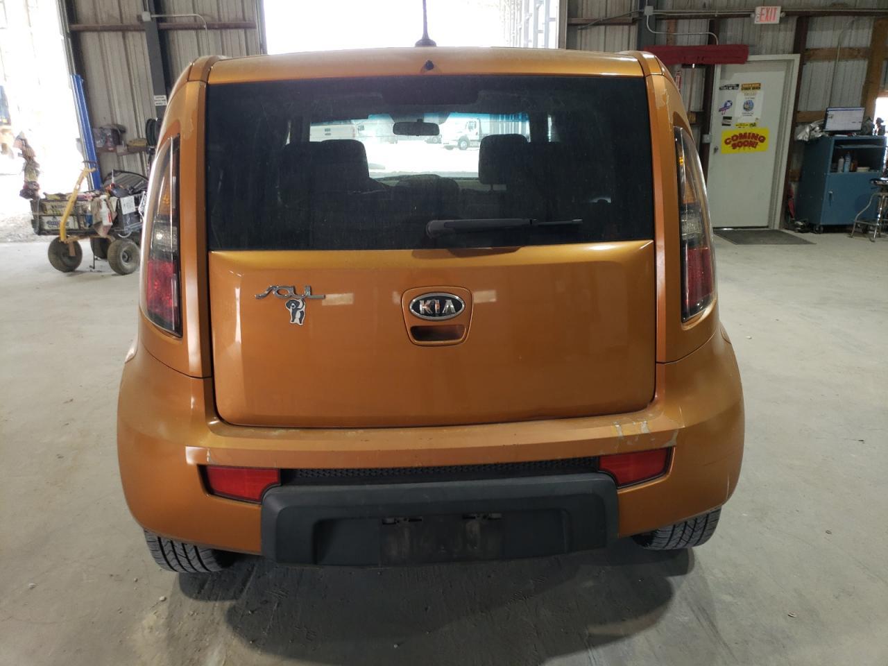 2011 Kia Soul + - Image 6