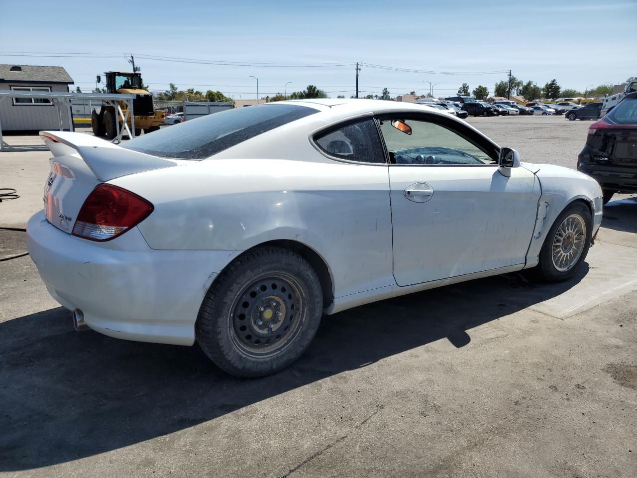 2005 Hyundai Tiburon - Фото 3