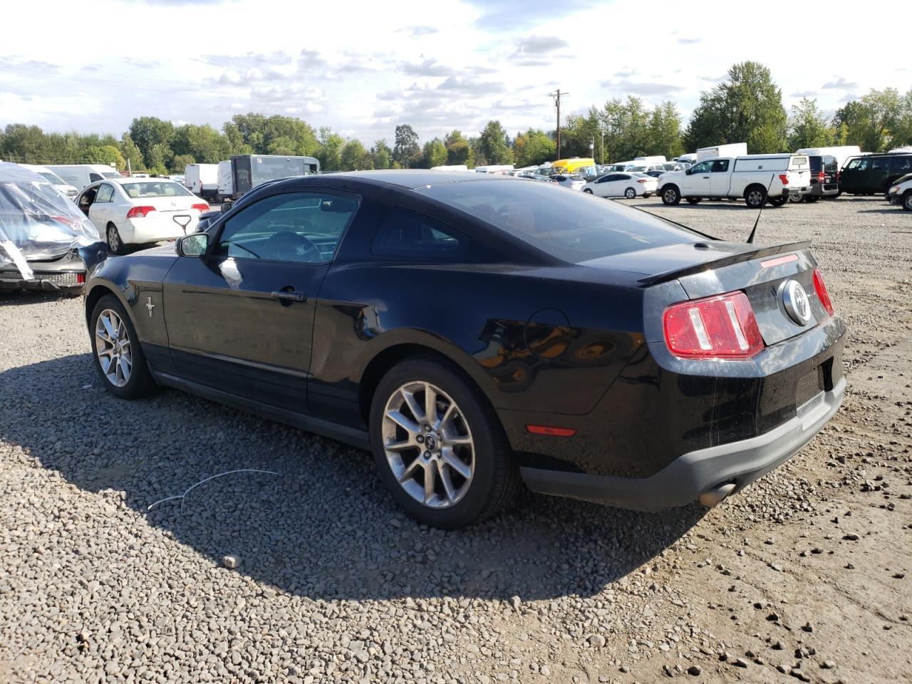 2011 Ford Mustang - Image 2