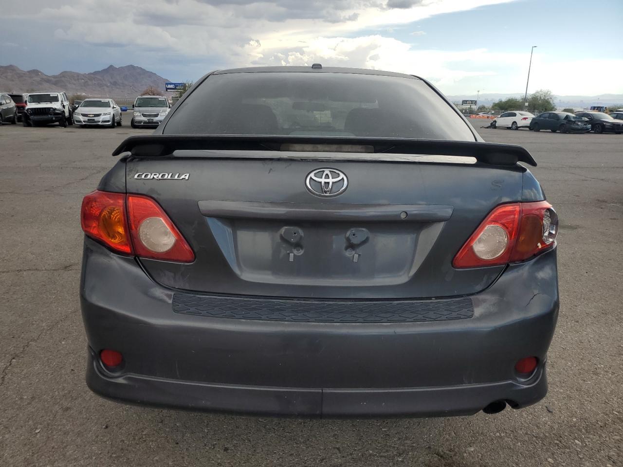 2010 Toyota Corolla Base - Фото 6