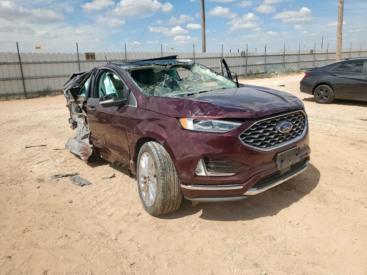2021 Ford Edge Titanium - Фото 4