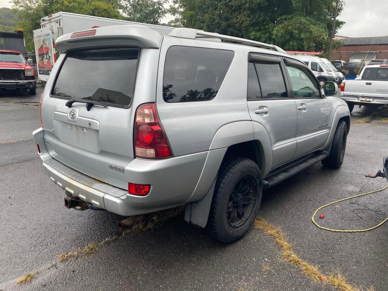 2005 Toyota 4Runner Sr5 - Image 4