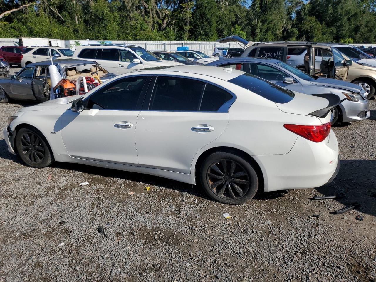 2017 Infiniti Q50 Premium - Фото 2