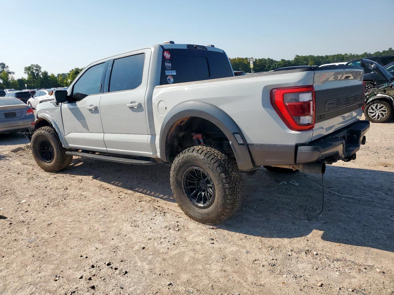 2023 Ford F150 Raptor - Фото 2