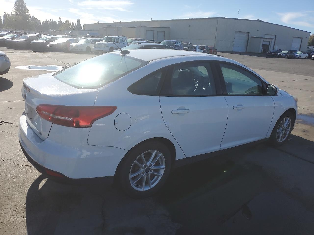 2016 Ford Focus - Фото 3