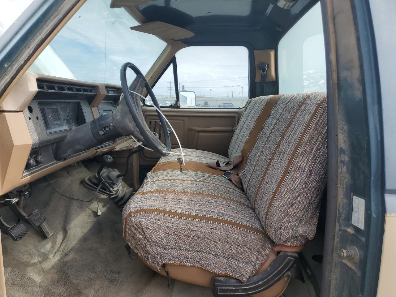 1986 Ford F250 - Image 7