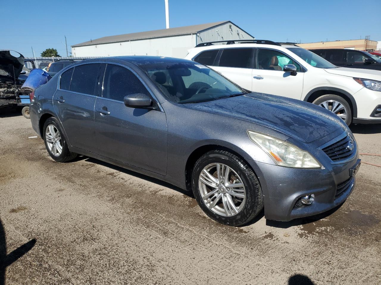 2010 Infiniti G37 - Фото 4