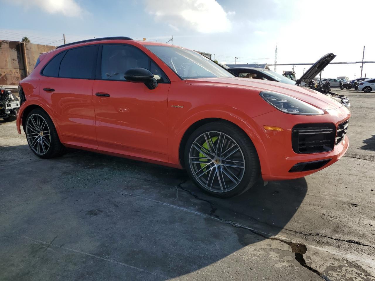 2020 Porsche Cayenne Turbo S E-Hybrid - Фото 4