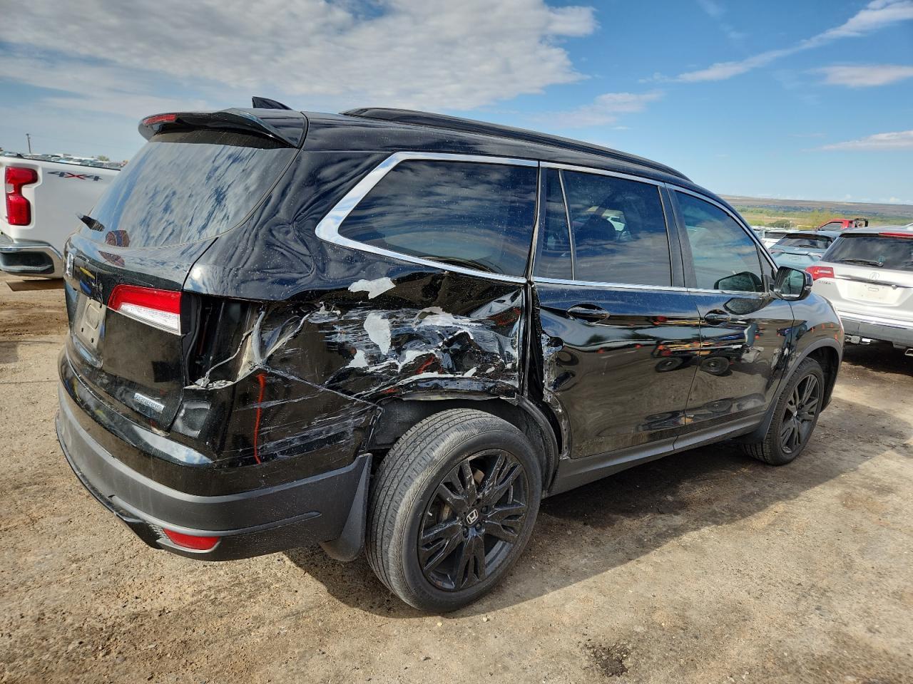 2022 Honda Pilot Se - Image 3