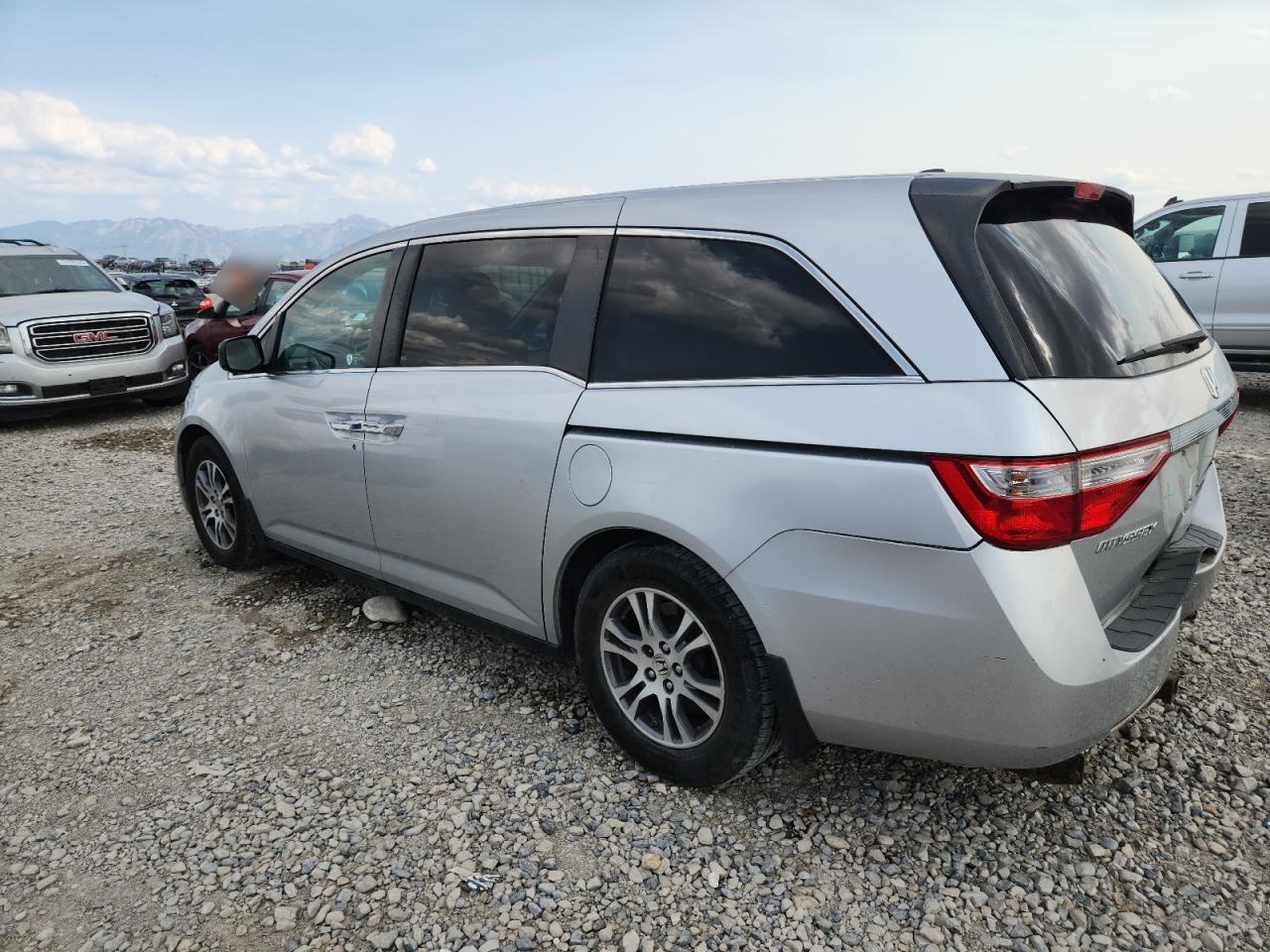 2011 Honda Odyssey Exl - Фото 2