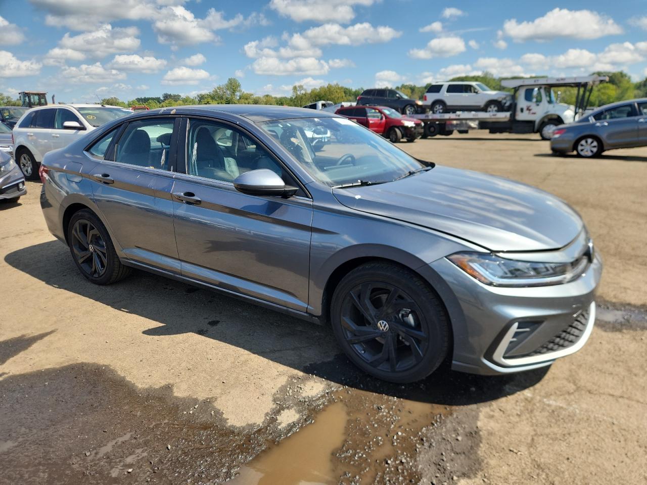 2025 Volkswagen Jetta Se - Image 4