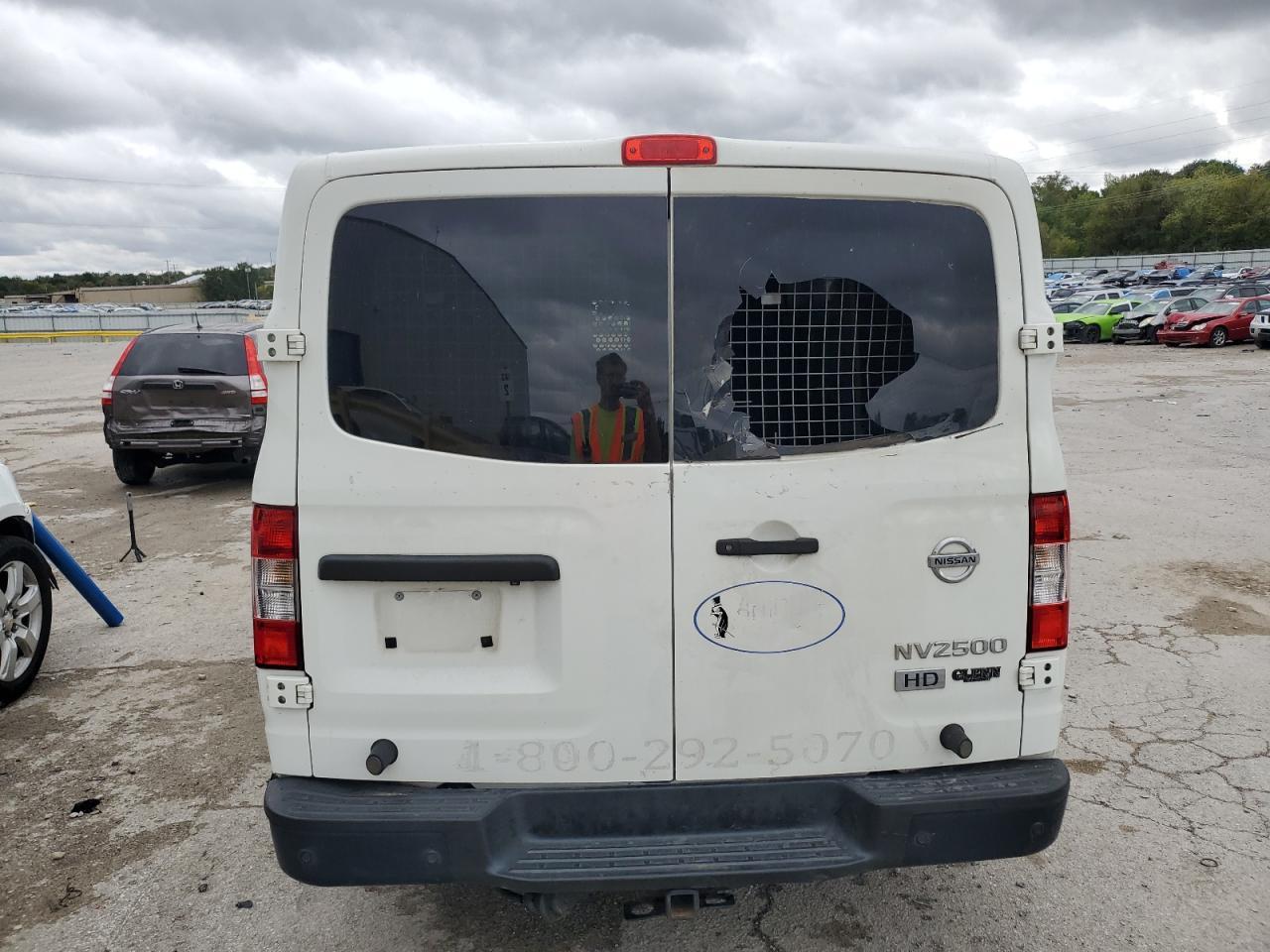 2015 Nissan Nv 2500 - Фото 6