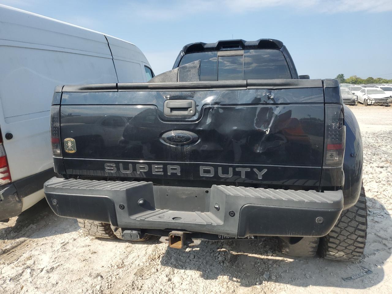2016 Ford F350 Super Duty - Фото 6