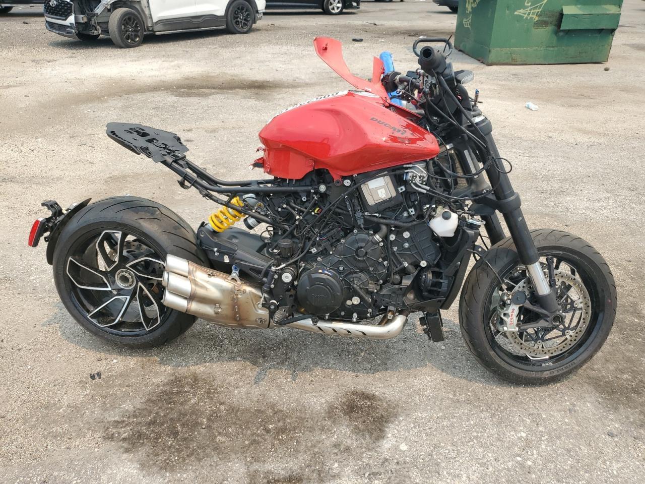 2023 Ducati Diavel V4