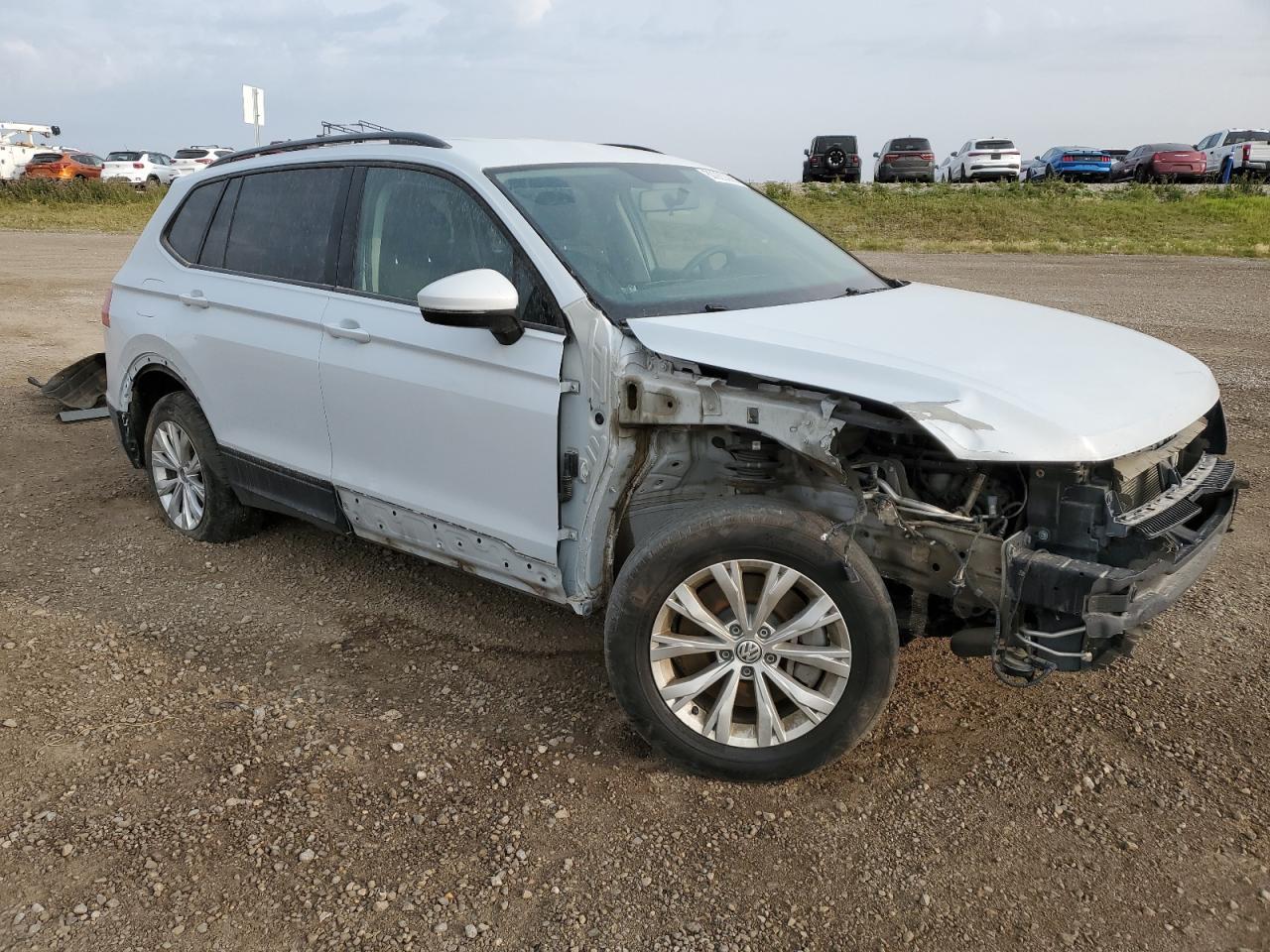 2019 Volkswagen Tiguan S - Image 4
