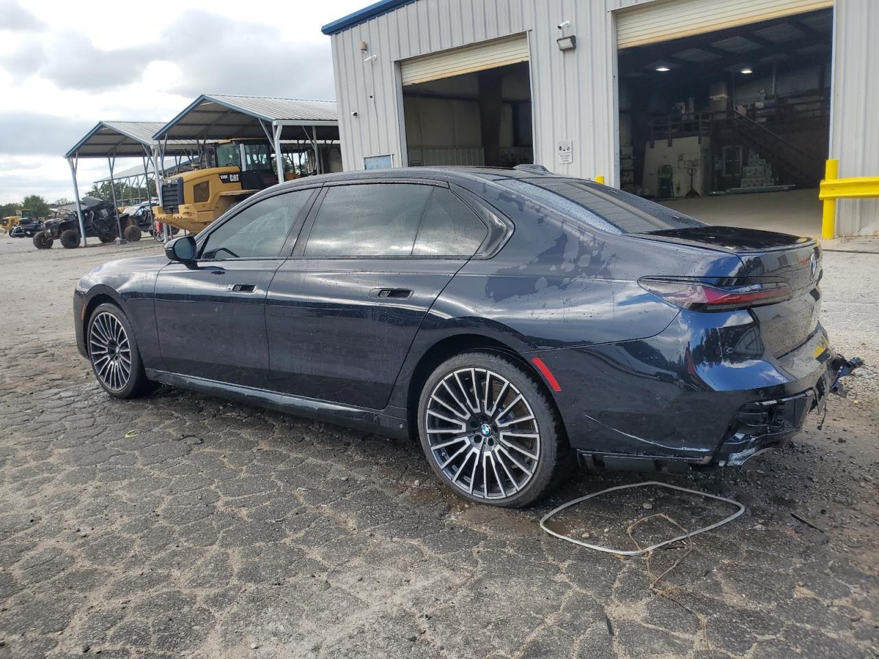 2024 BMW 740 I - Фото 2