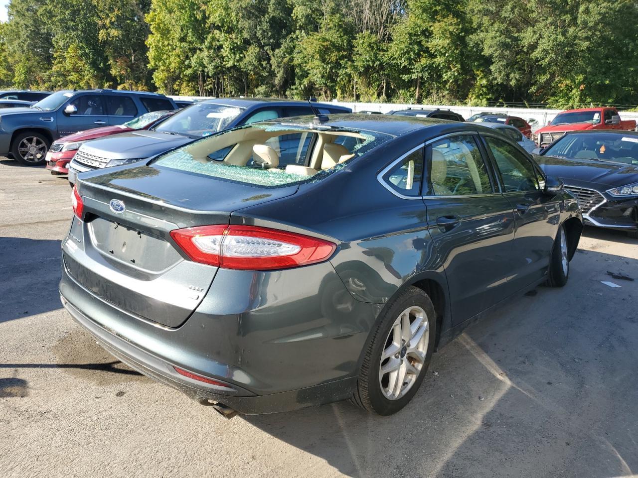 2015 Ford Fusion Se - Image 3