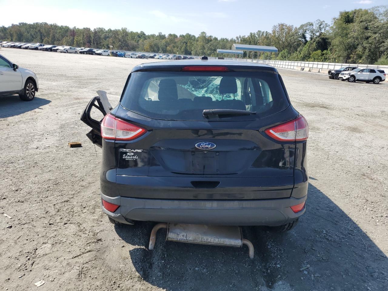 2016 Ford Escape S - Image 6