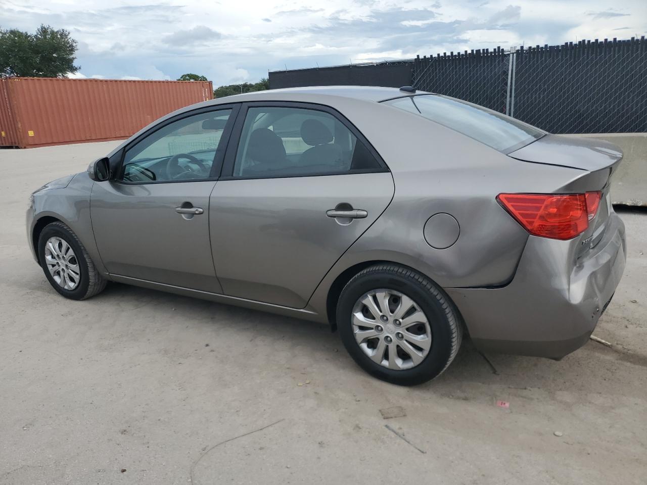 2013 Kia Forte Ex - Image 2
