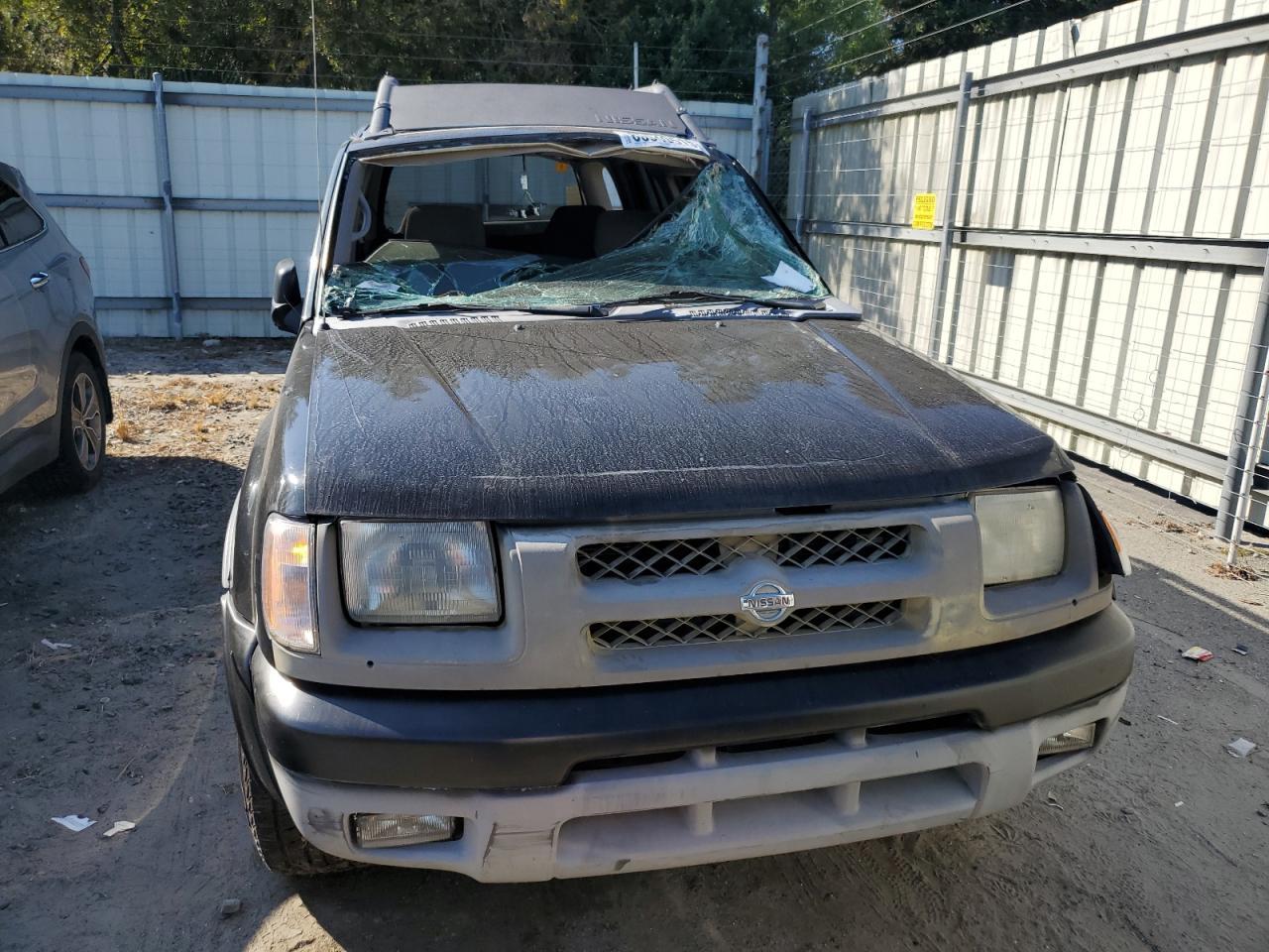2000 Nissan Xterra Xe - Image 5