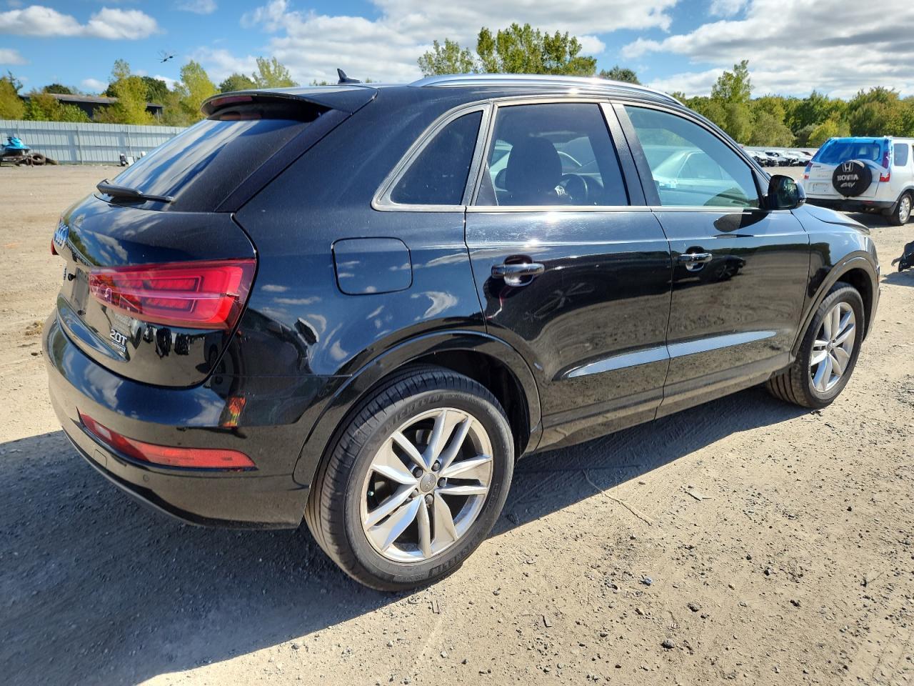 2017 Audi Q3 Premium - Фото 3