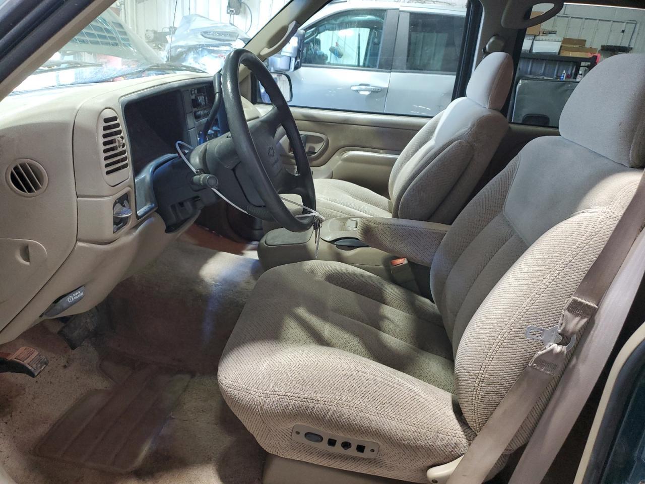 1996 Chevrolet Suburban K1500 - Фото 7