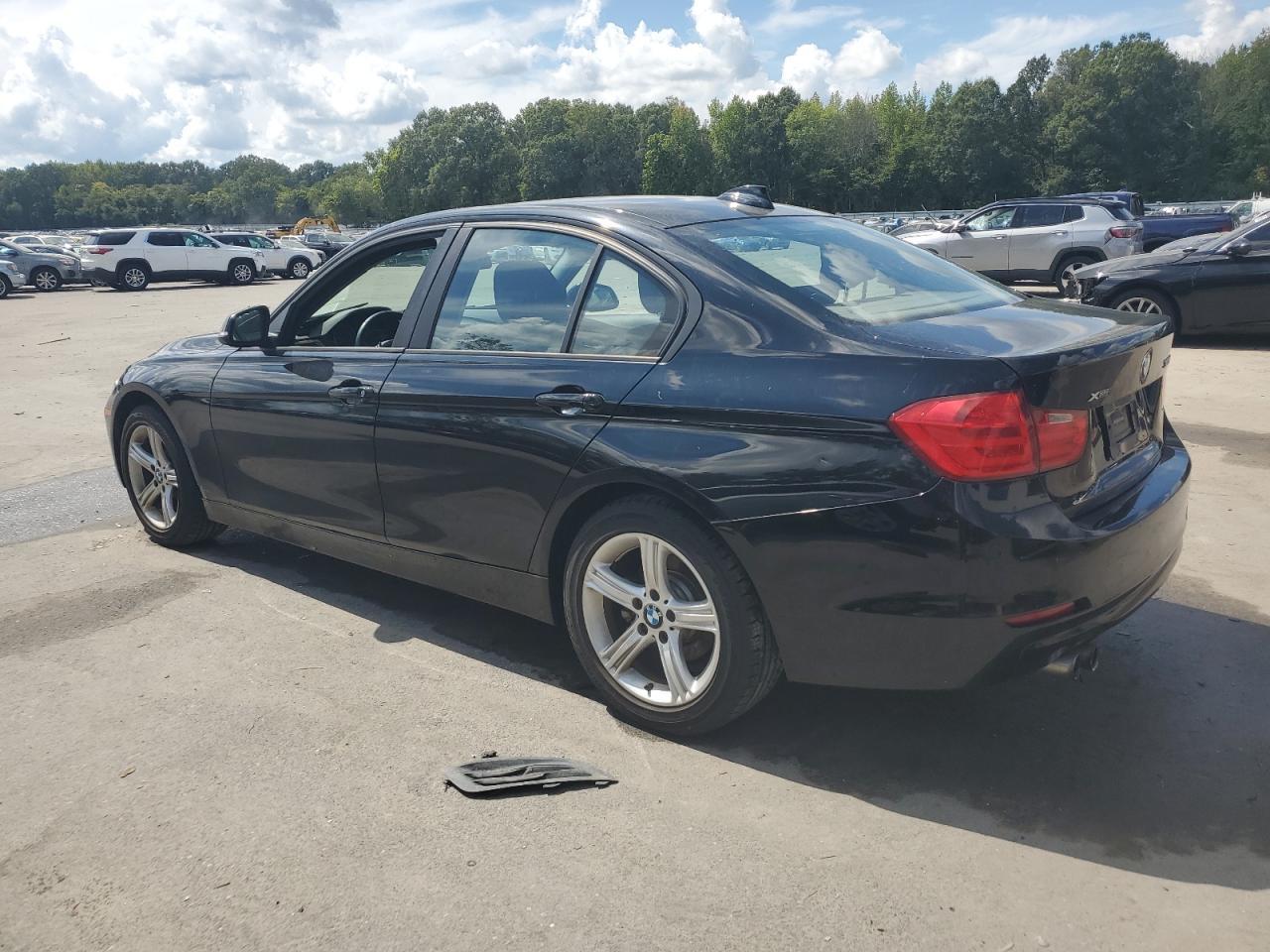 2014 BMW 328 Xi - Фото 2