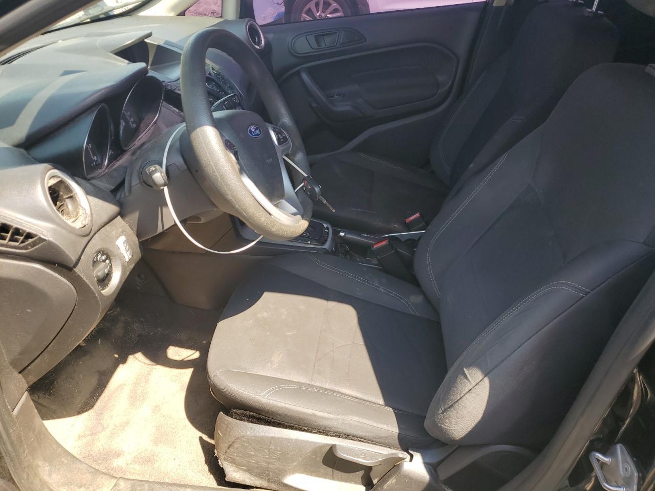 2018 Ford Fiesta Se - Фото 7