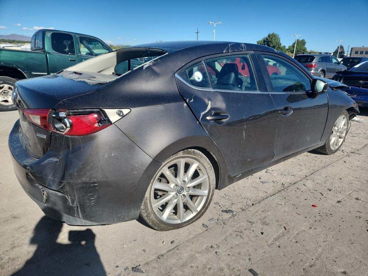 2017 Mazda 3 Touring - Фото 3