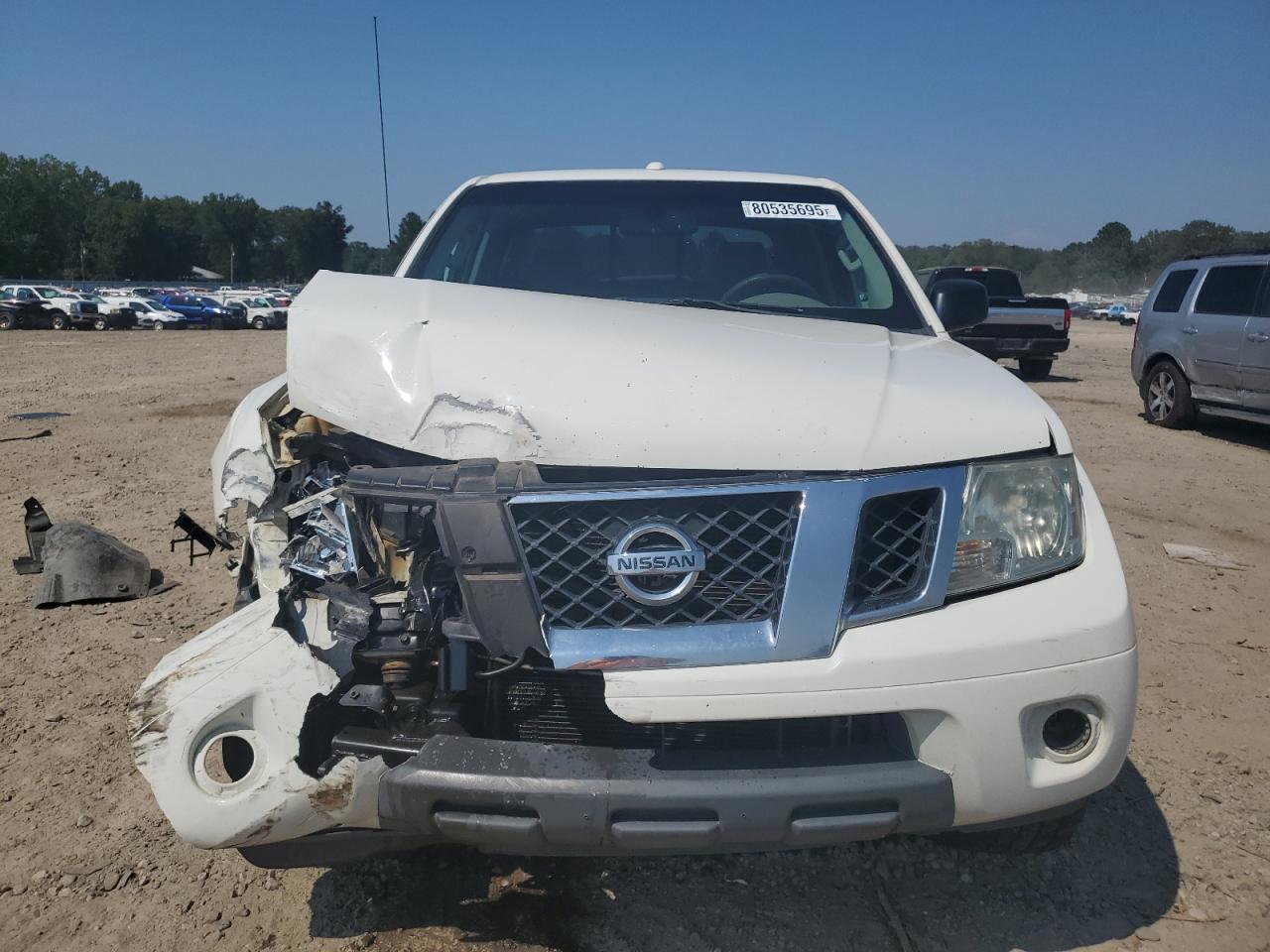 2015 Nissan Frontier S - Image 5