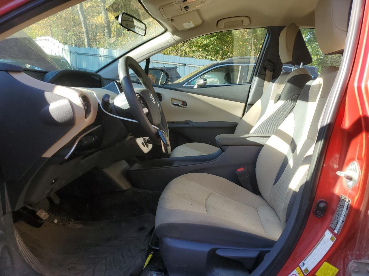 2016 Toyota Prius - Image 7