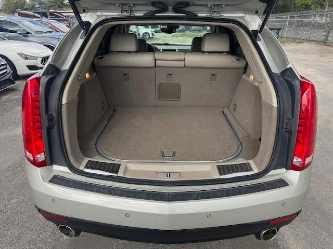 2013 Cadillac Srx Luxury Collection - Image 6
