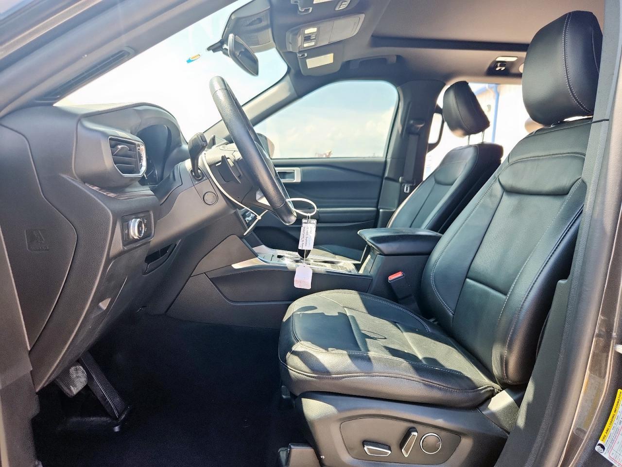 2020 Ford Explorer Limited - Image 7