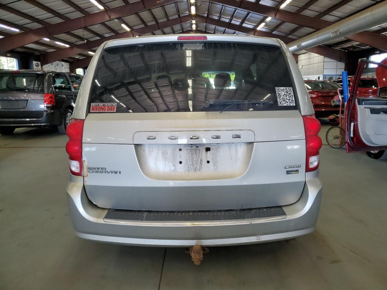 2012 Dodge Grand Caravan Crew - Image 6