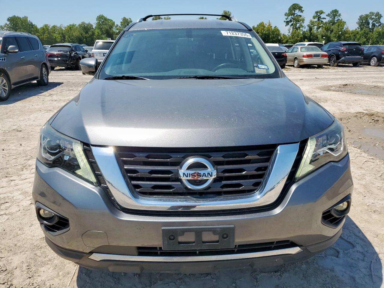 2019 Nissan Pathfinder S - Image 5