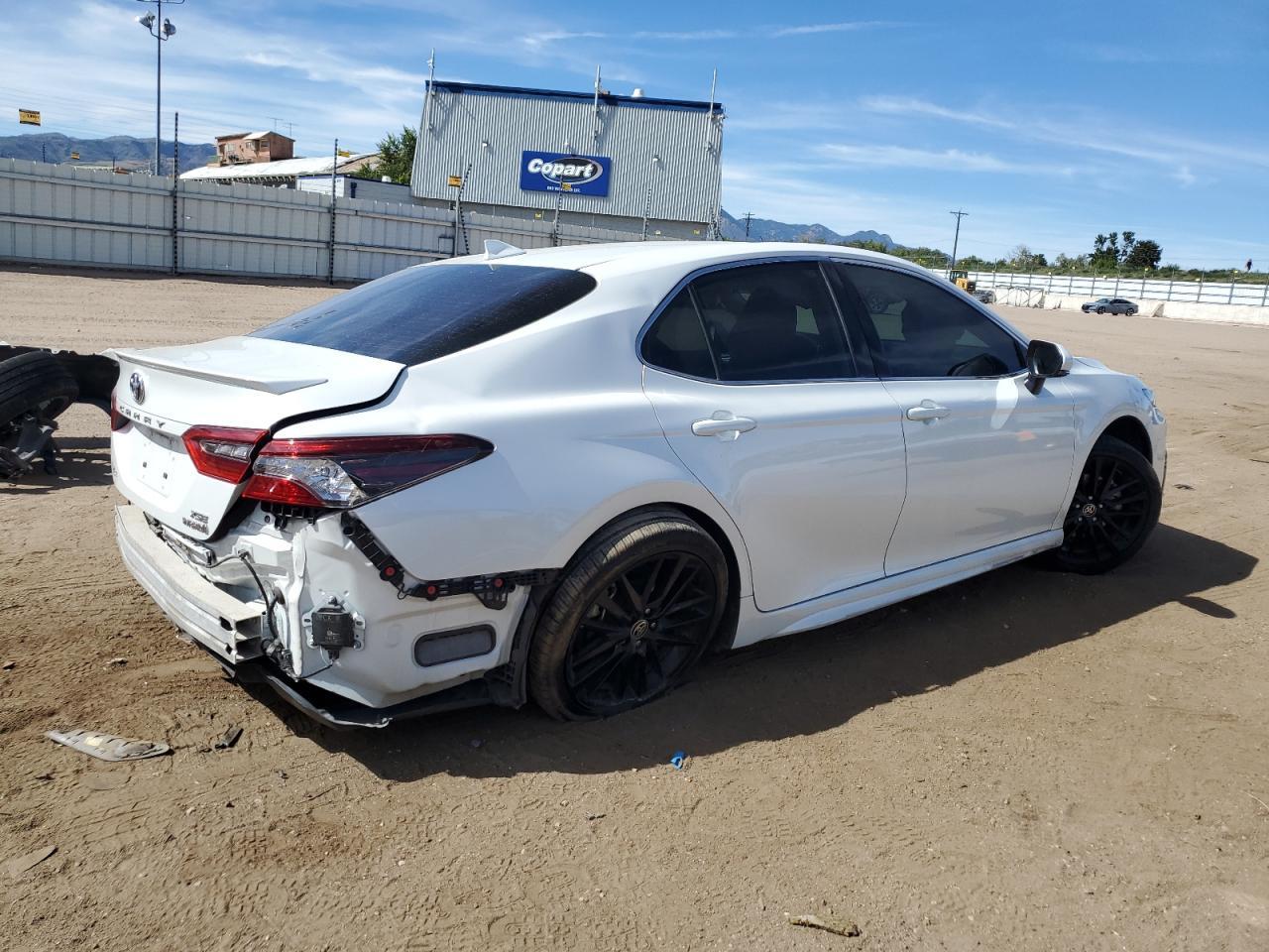 2023 Toyota Camry Xse - Image 3