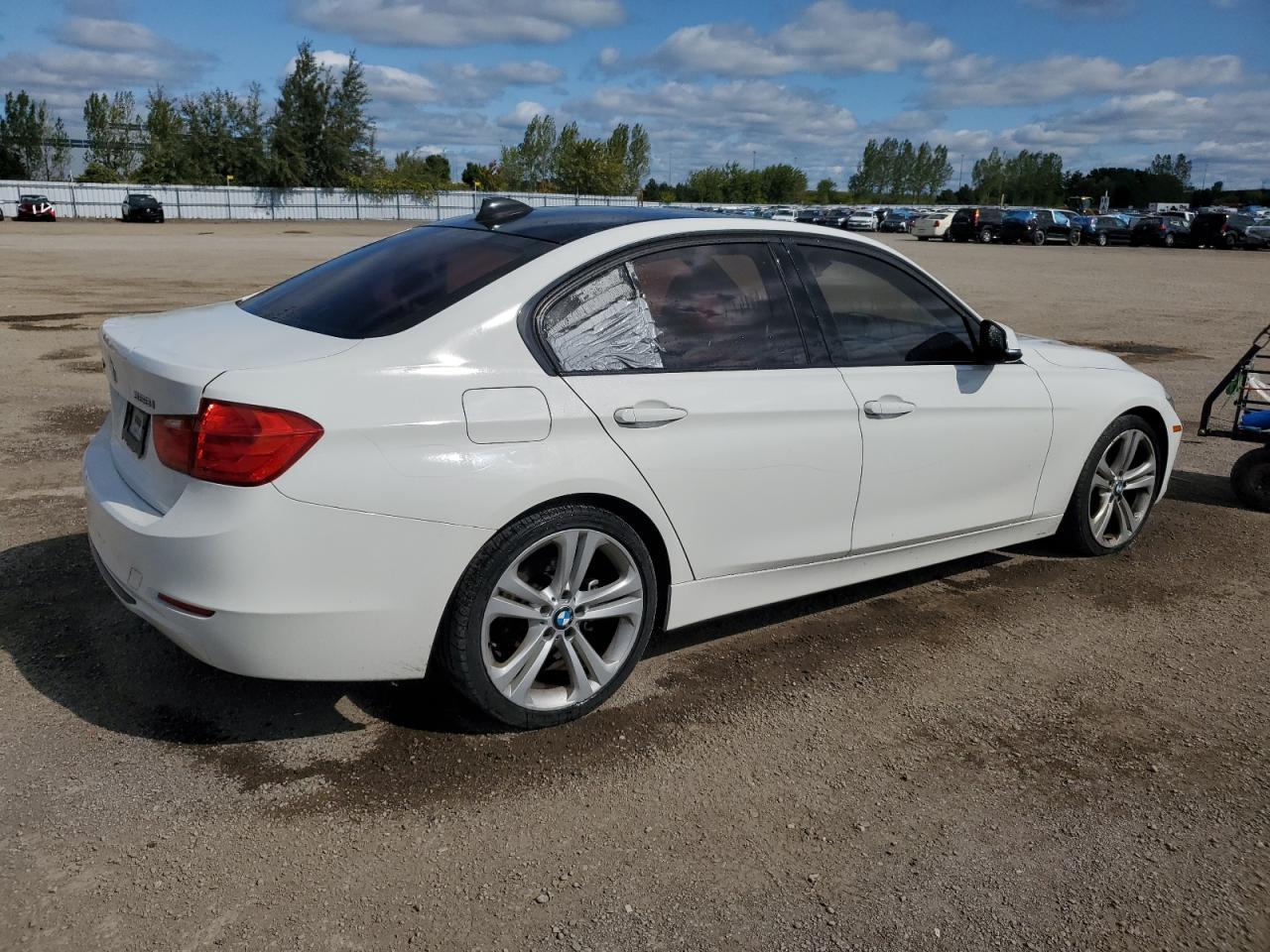 2014 BMW 328 Xi - Фото 3