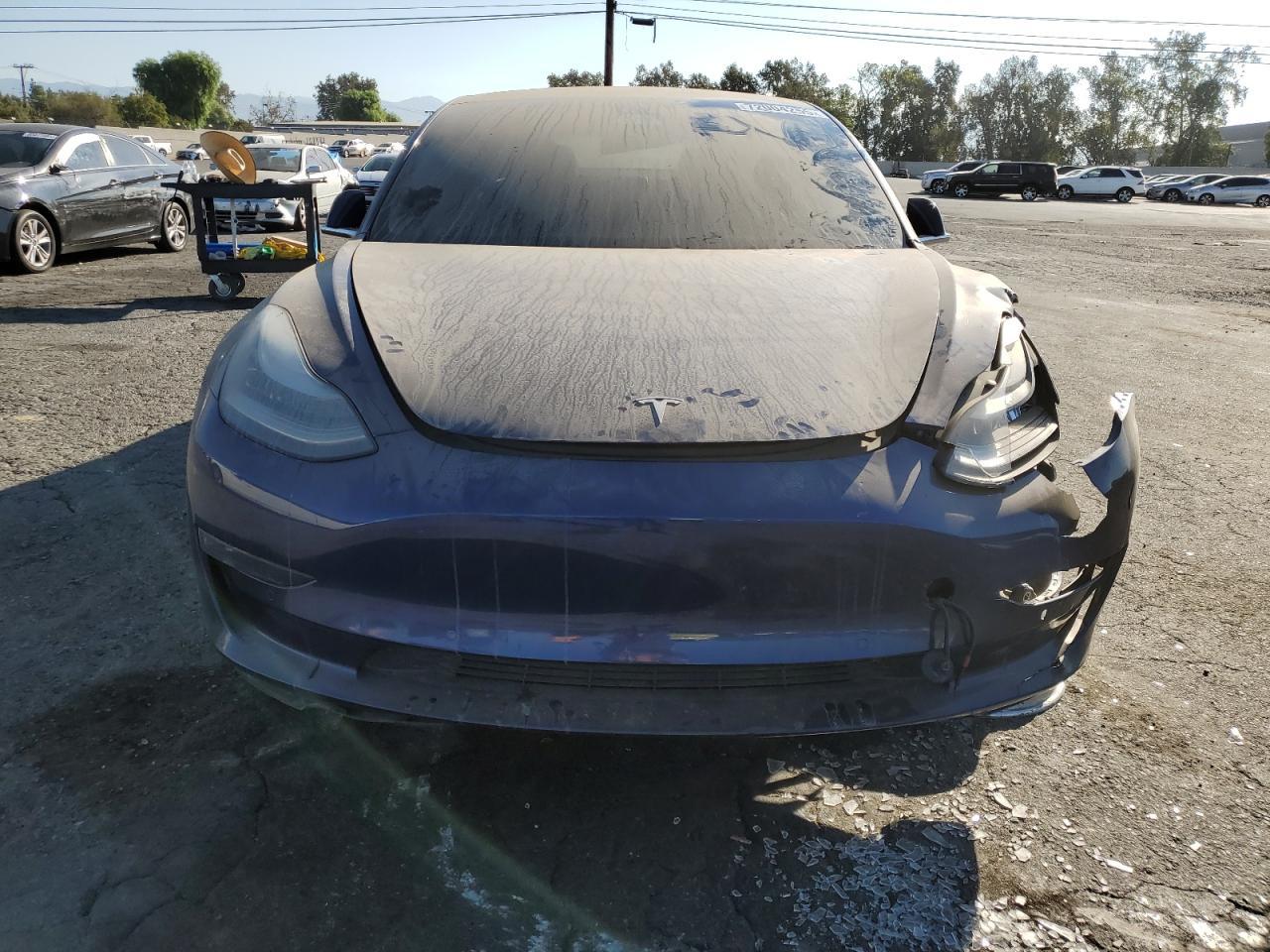 2019 Tesla Model 3 - Image 5